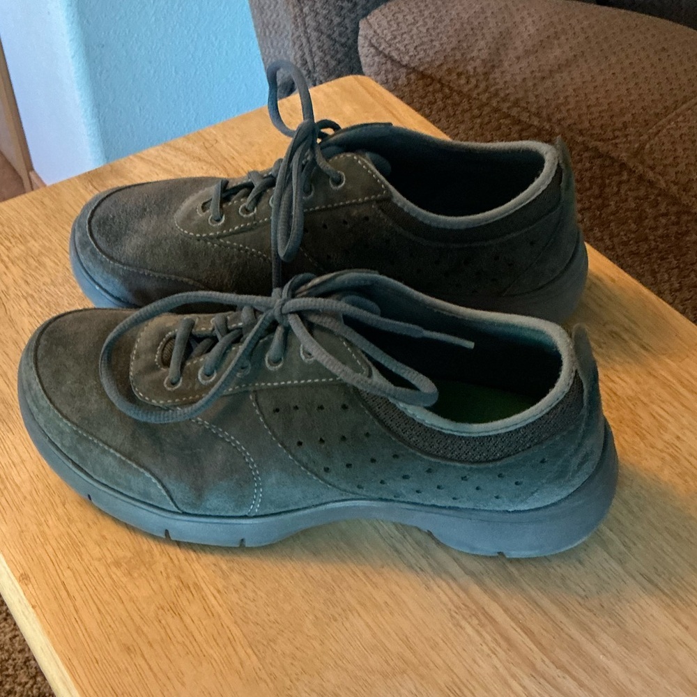 Dansko leather suede blue sneakers shoes, slip resistant, laced front, walking 7